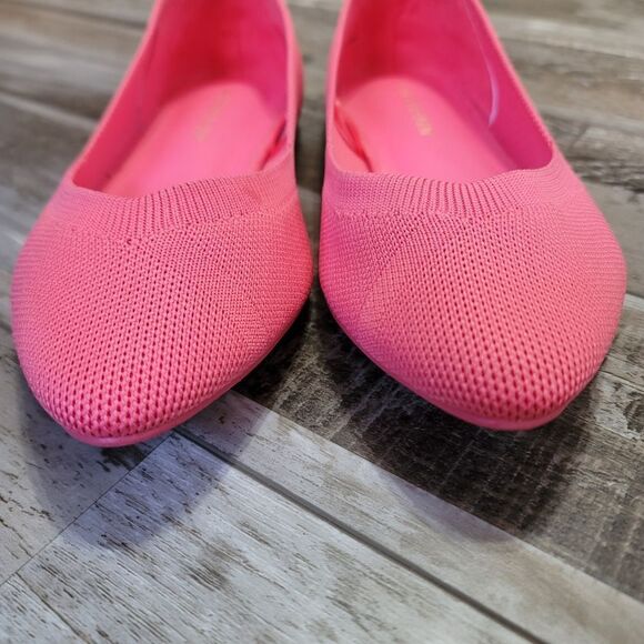 Lane Bryant Dream Cloud Pointed Toe Knit Ballet Flat Size 7 WIDE - Picture 2 of 9